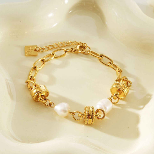 ARGENTA Gold: Regal Harmony Chain Bracelet with Relic Orbs and Freshwater Pearls