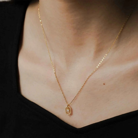 Personalized Initial Necklace in 925 Sterling Silver