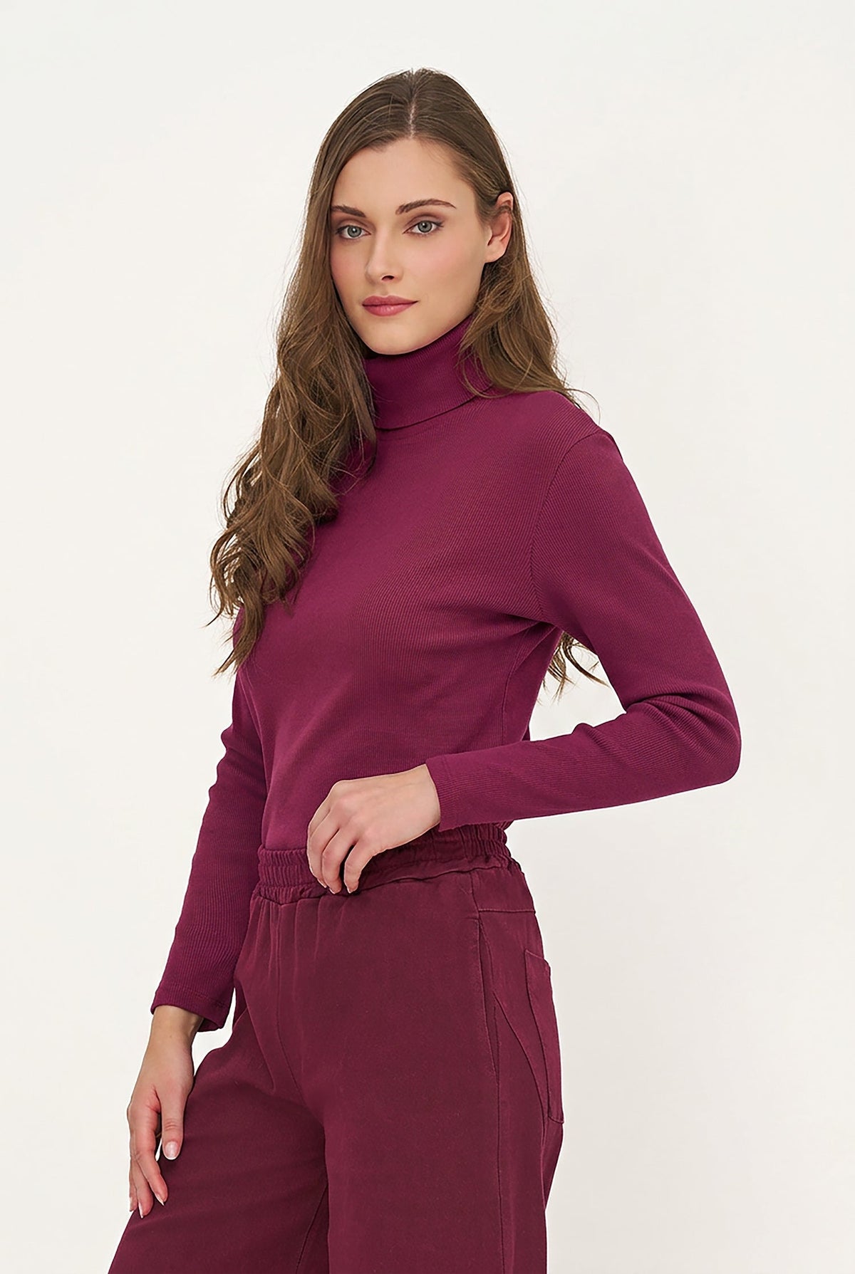 Women's Classic Rib-Knit Turtleneck Top with Long Sleeves