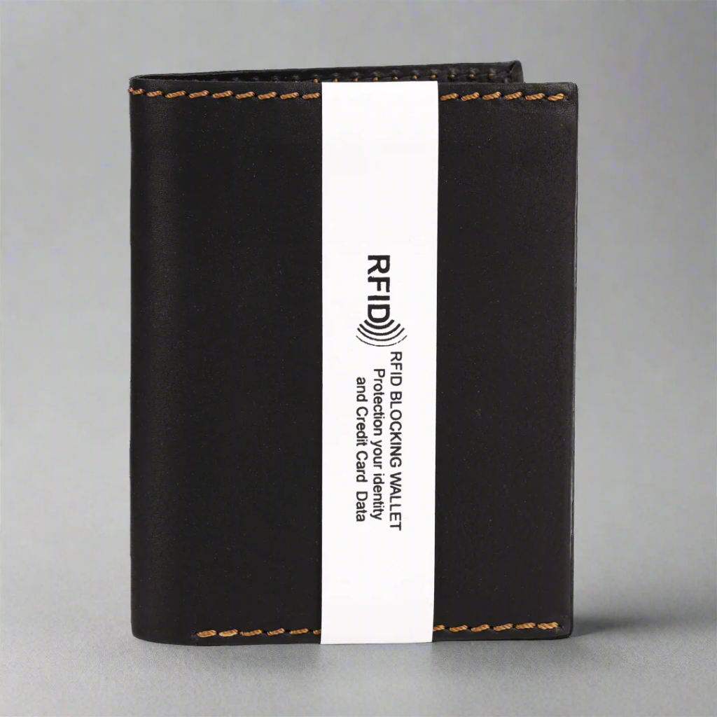 MET Men's Upright Coin Leather Wallet
