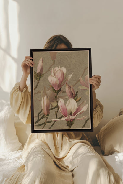 MAGNOLIA WHISPER, Giclée auf Leinwand aufgezogen