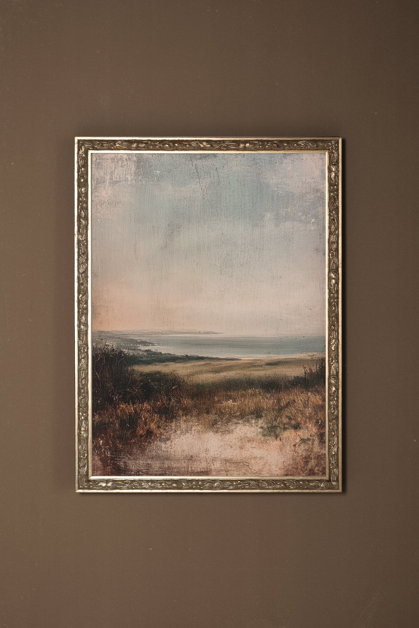 SILBERFARBENER VINTAGE RAHMEN, SAND UND NEBEL
