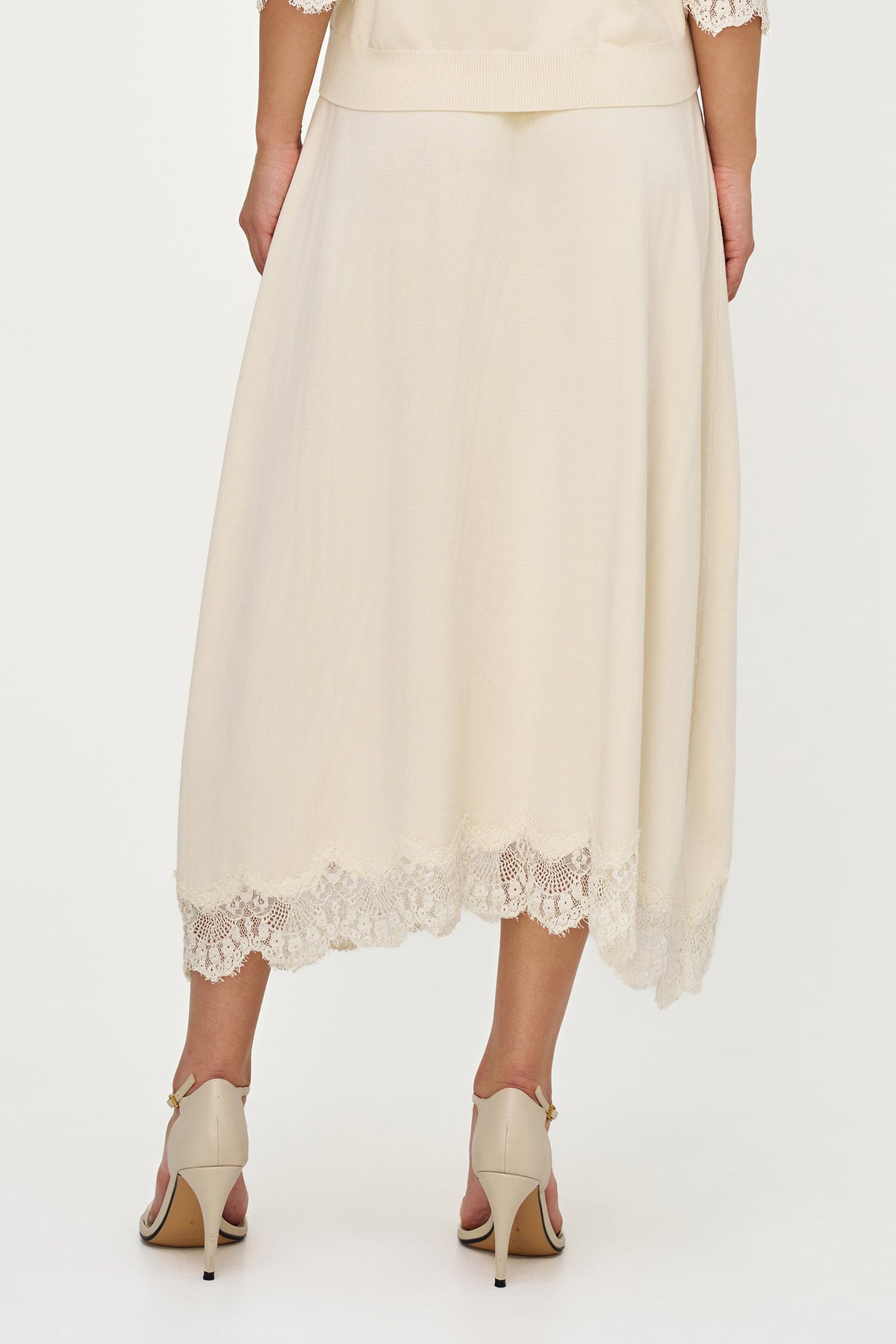Women's Fine Knit Pull-On A-Line Skirt with Lace Trim