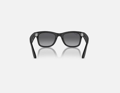 Ray-Ban Meta Glasses, Wayfarer - Matte Black/Polarized Gradient Graphite 🍁 All In One Marketplace Canada