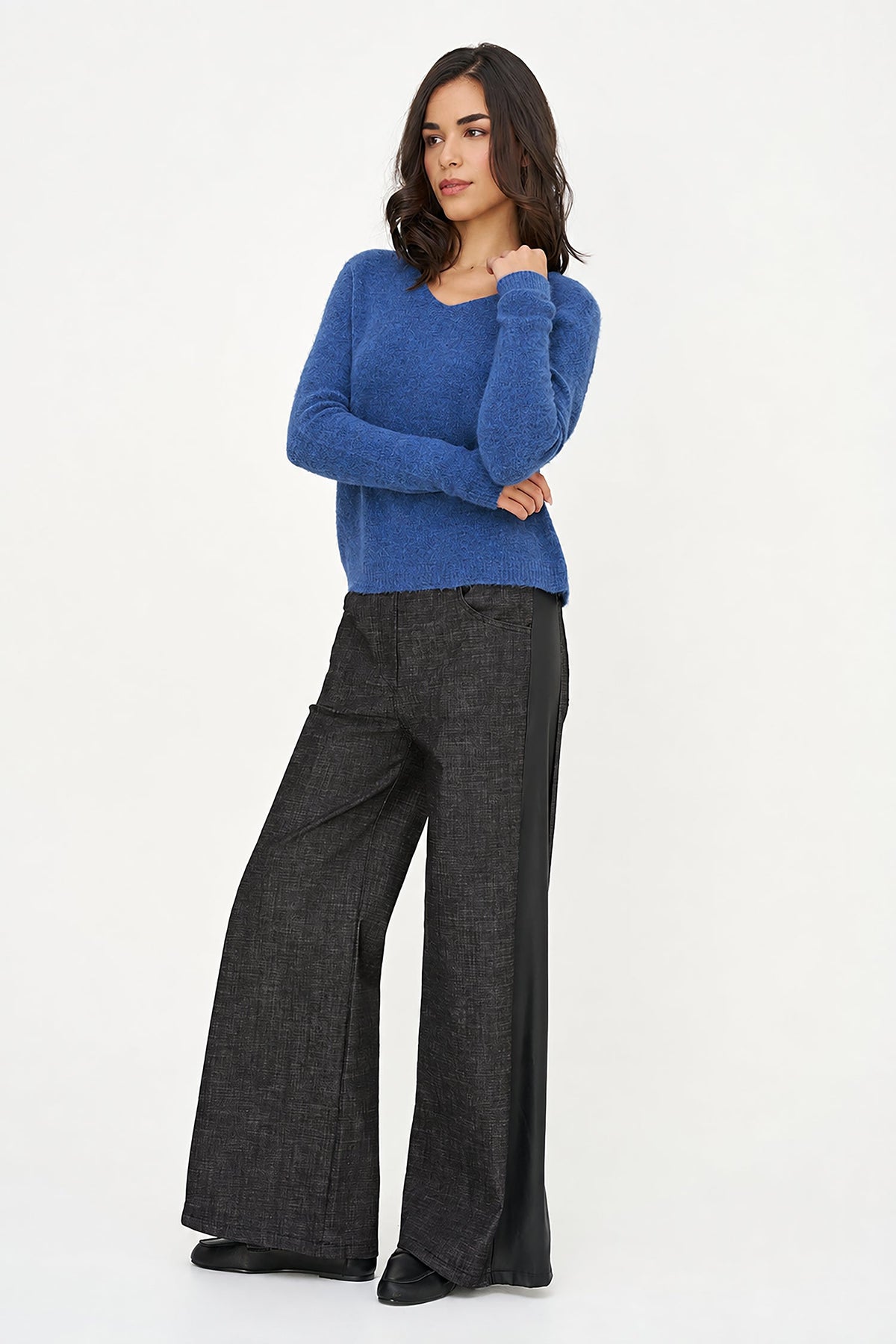 Women's Soft Brushed-Knit V-Neck Sweater with Long Sleeves