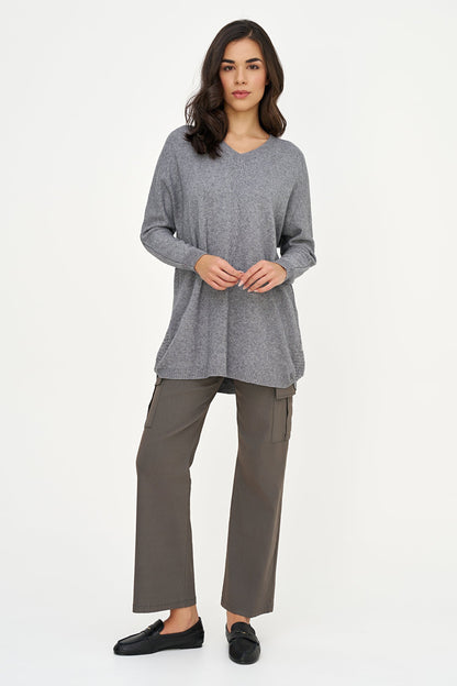 Women's Knit V-Neck Tunic Sweater with Long Sleeves