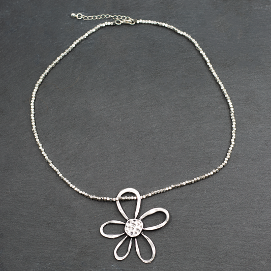 Open Flower Necklace In Silver Plate