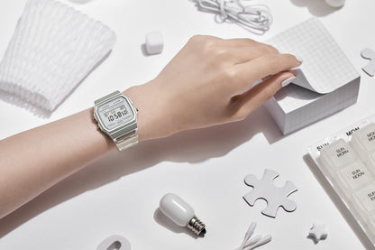 Casio Quartz Watch with Resin Strap, Clear, 20 (Model: F-91WS-7CF) 🍁 All In One Marketplace Canada