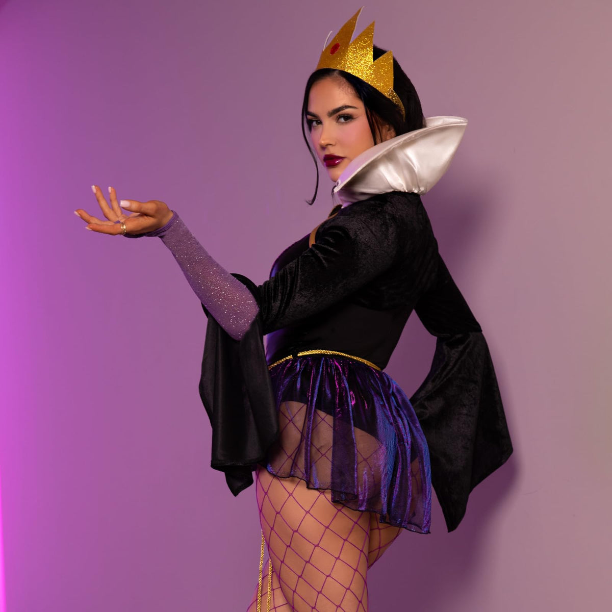 Leg Avenue Womens 4 Pc Poison Apple Queen Halloween Costume for Women, Black/Purple, Small