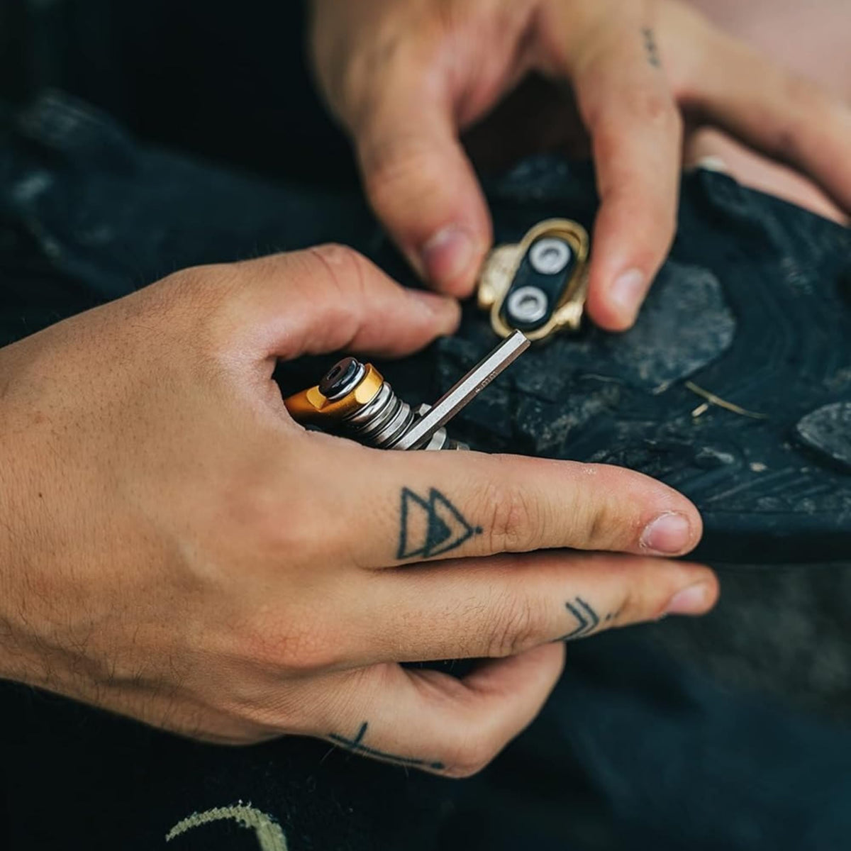 Crank Brothers Multi Bicycle Tool (19-Function, Gold) 🍁 All In One Marketplace Canada