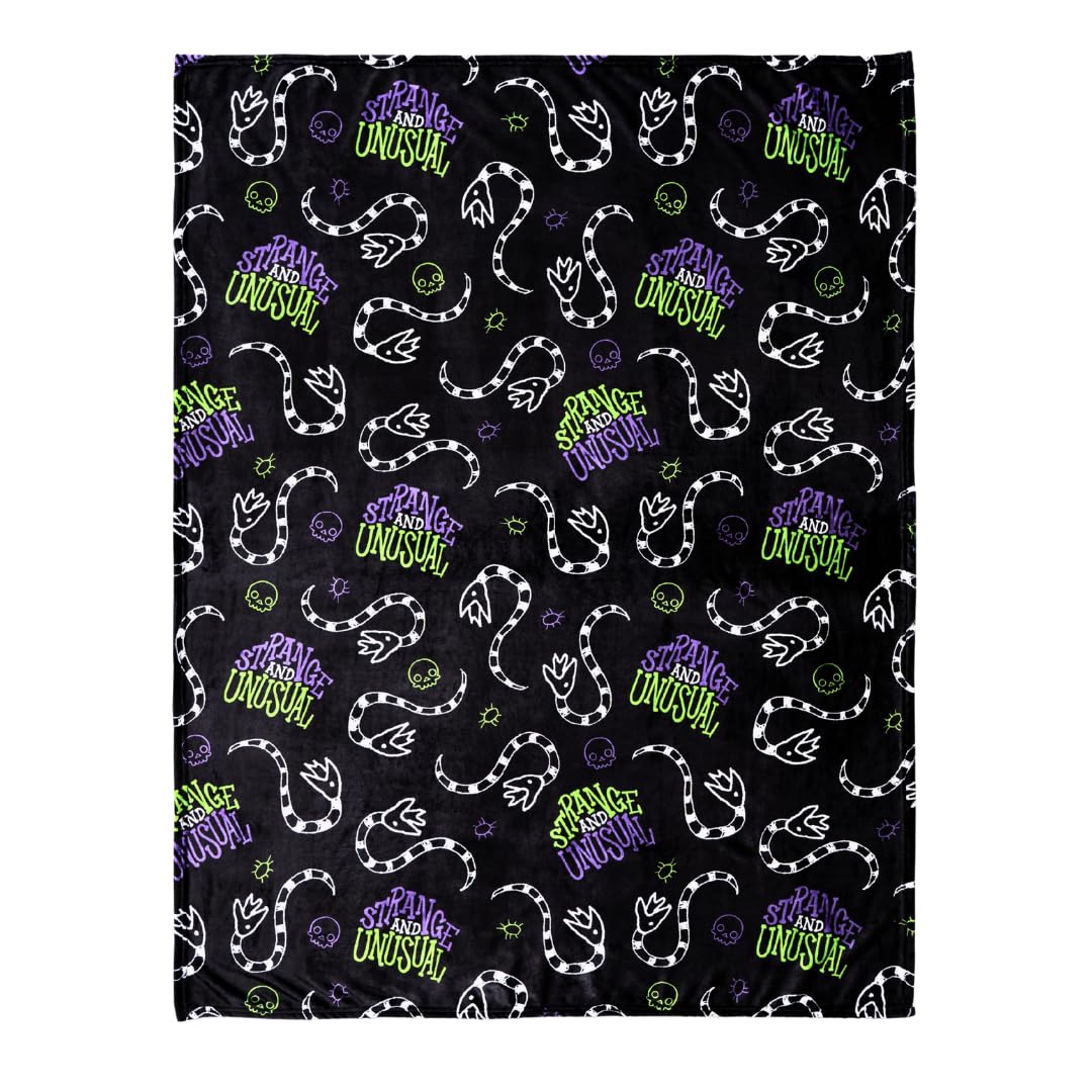 Franco Collectibles Beetlejuice Halloween Goth Strange & Unusual Bedding Super Soft Cozy Plush Throw, 46 in x 60 in, (Officially Licensed Product)