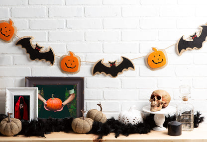 DII Fall Home & Party Décor Spooky Halloween Decorations Indoor & Front Porch, Garland, 72-Inch Length, Bat & Pumpkin