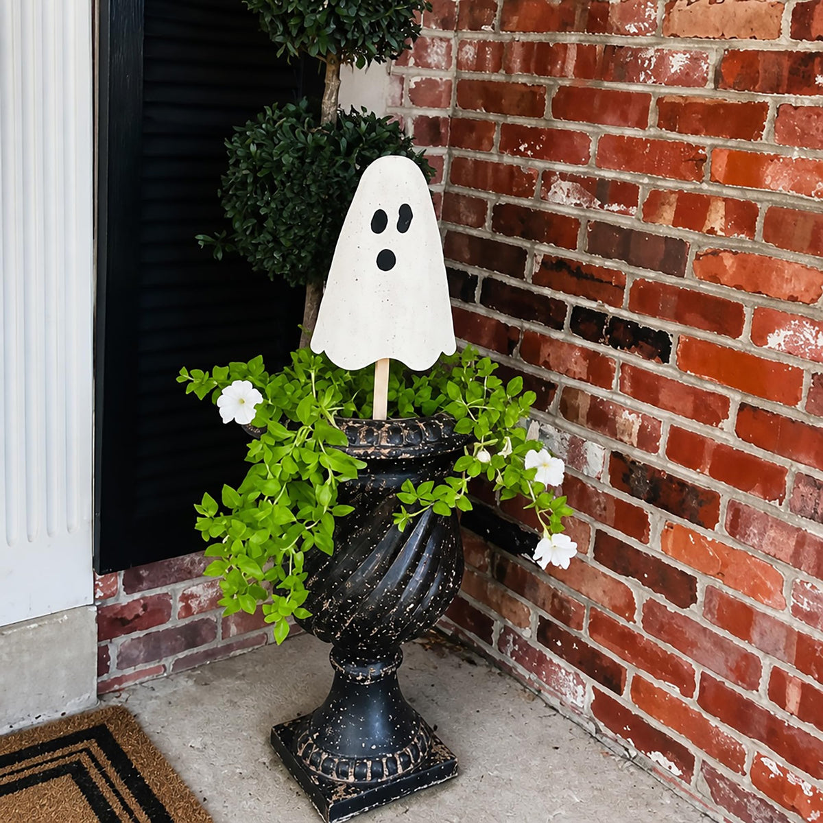 Mud Pie Halloween Metal Ghost Yard Signs, 24", 20"