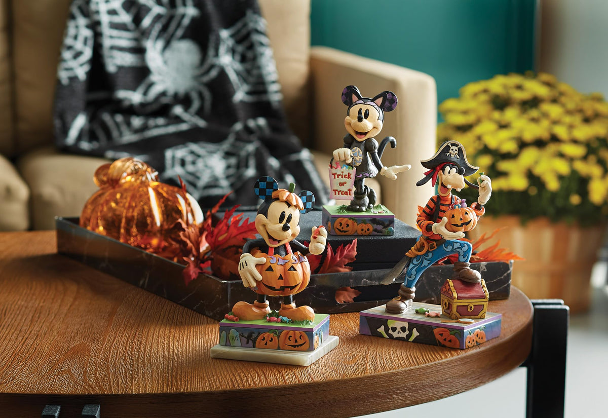 Enesco Disney Traditions by Jim Shore Halloween Minnie Mouse in Black Cat Costume Figurine, 6.125 Inch, Multicolor