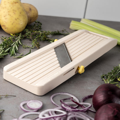Benriner Japanese Mandolin Vegetable Cutter 3.5 Wide (7015S) 🍁 All In One Marketplace Canada