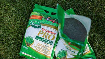 Scotts Turf Builder Pro Lawn Food 32-0-4 5.2kg (400m² Coverage), Lawn Fertilizer 🍁 All In One Marketplace Canada