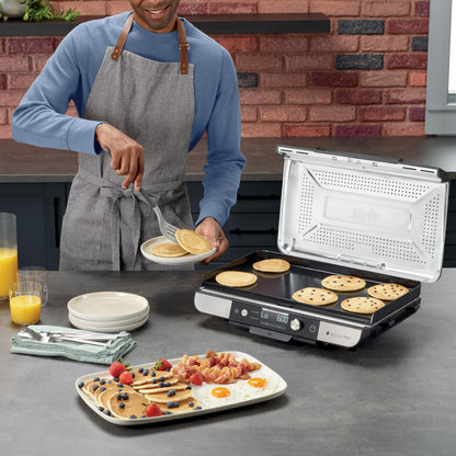 Ninja Sizzle Pro XL 20-Inch Indoor Griddle + Grill, Detachable Ventilated Lid, Grease Control, Ceramic Nonstick Plates, Even Edge-to-Edge Cooking, Extra Large Capacity, Versatile, Silver, GX101C 🍁 All In One Marketplace Canada