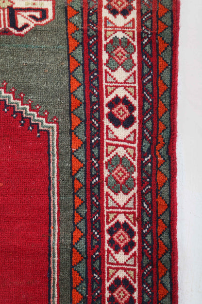 Persian Abadeh Rug | 2' 11" x 5' 2"