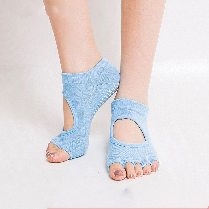 Sports Yoga Toe-Separating Fitness Socks – Non-Slip Performance Socks