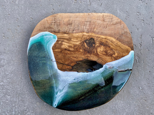 Olive Wood Charcuterie Board - AURABAGS SHOP