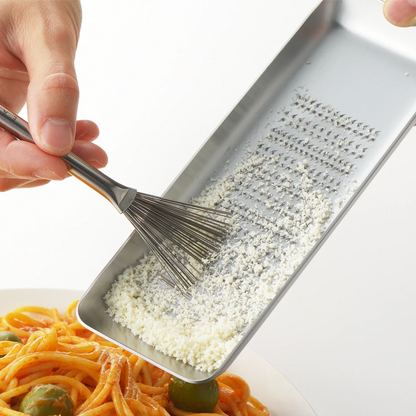 Eatoco Hake Grater Brush – Japanischer Edelstahl-Reibebürste