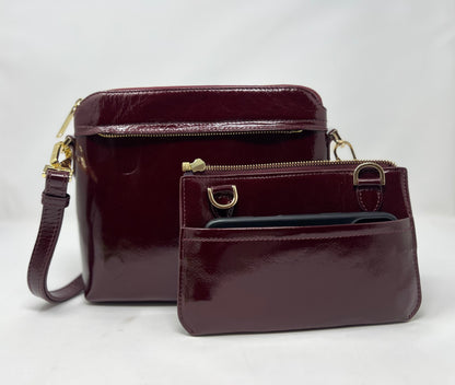 Petit Sac à Bandoulière en Cuir Rouge bordeaux vernis , Brigitte