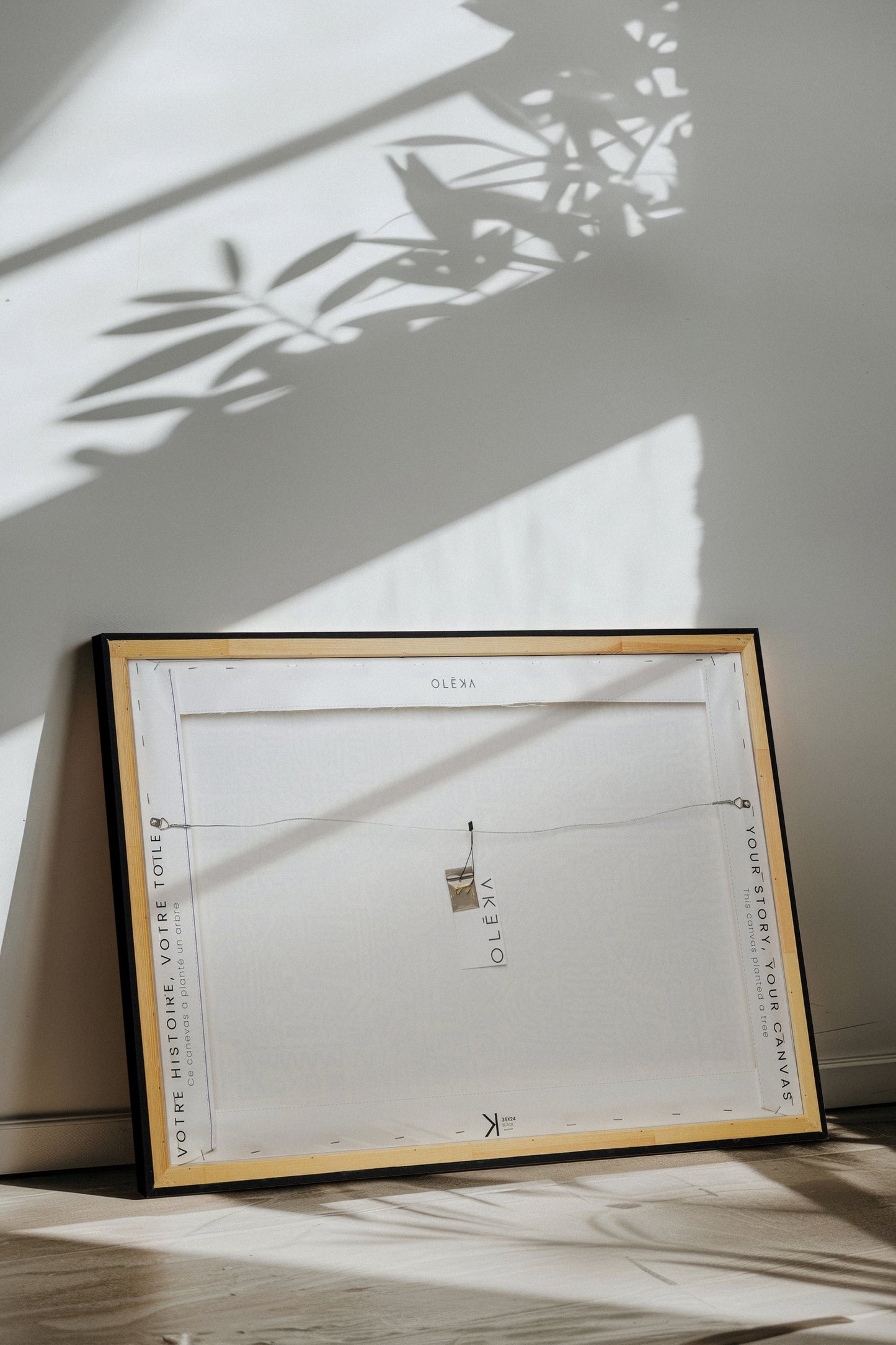 NATÜRLICHE FRAGMENTE, Werk auf gespannter Leinwand