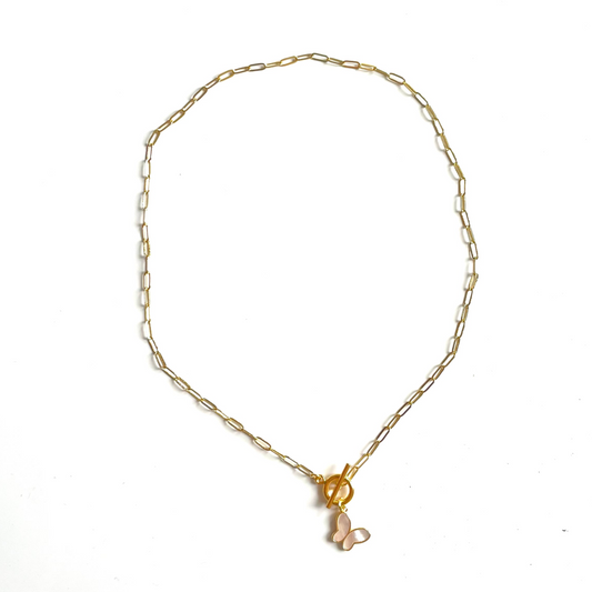 Chainlink Necklace With Mother Of Pearl Charm