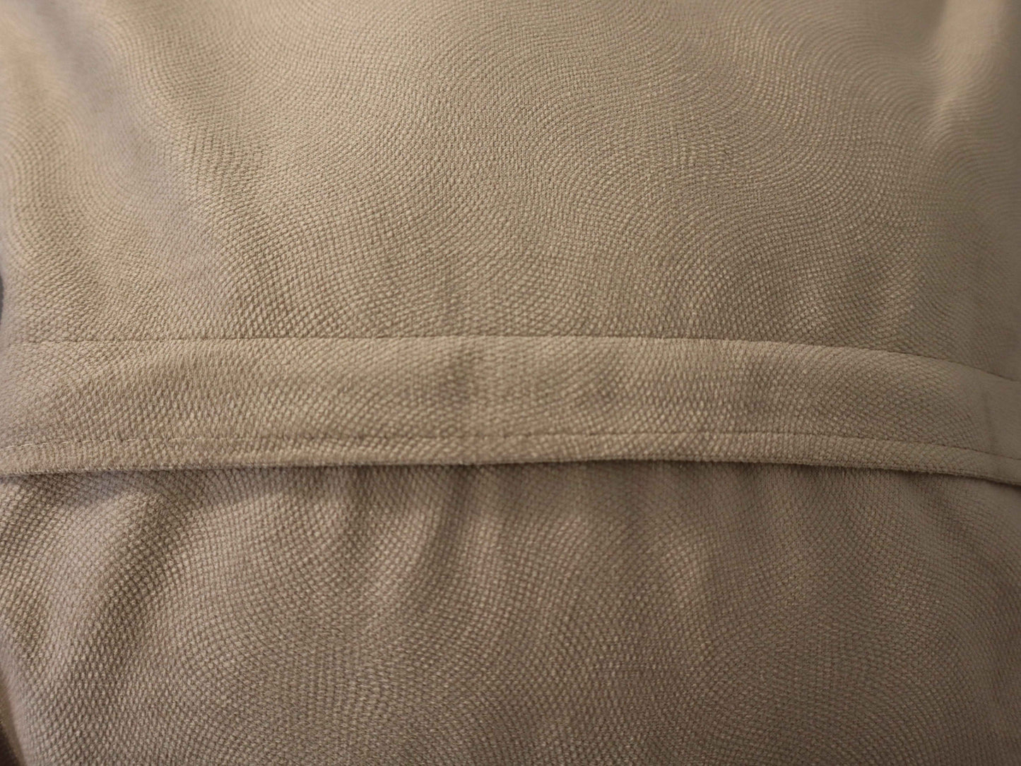 Pillow No. 011 | 16" x 16"