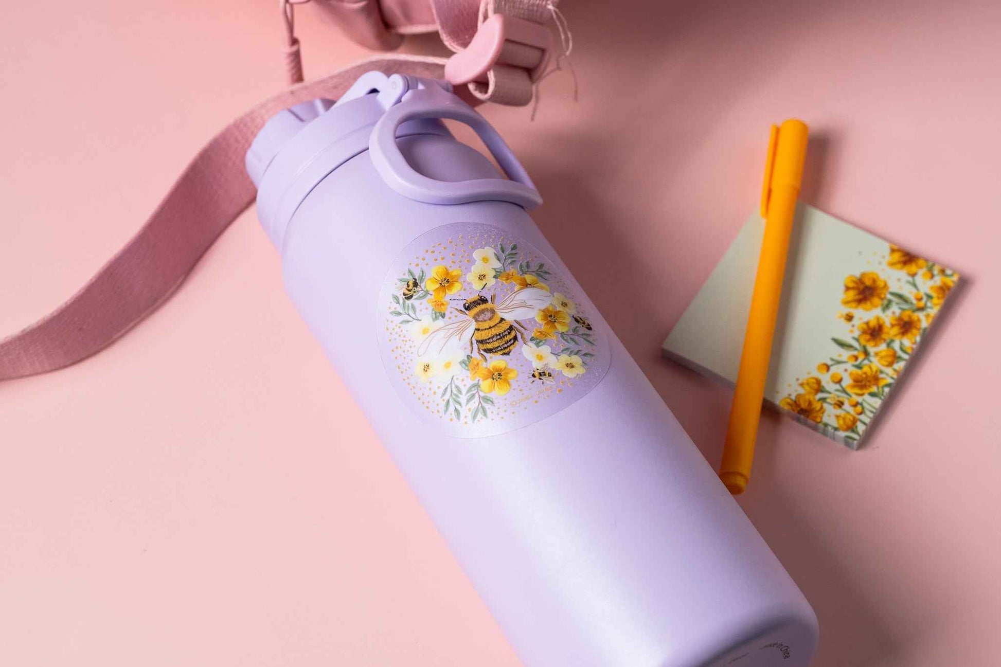 Bee W/ Florals Circular Clear Sticker