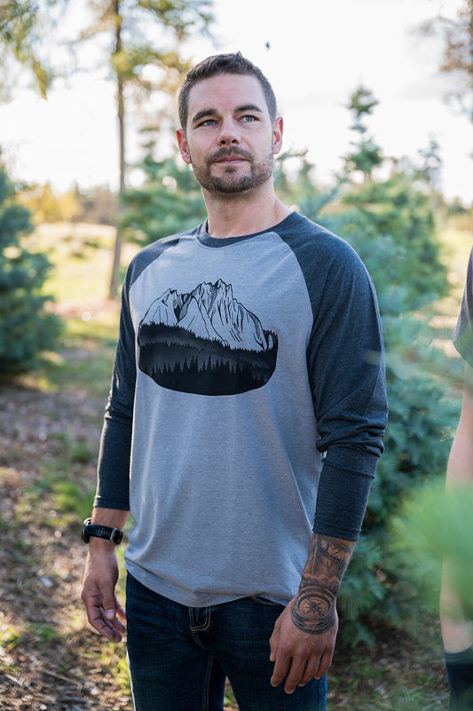 FLOATING ISLAND - Unisex Eco Long Sleeve Tee