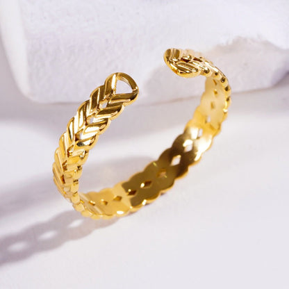 LUCAS Gold: Double Stacked Herringbone Design Textured Ring