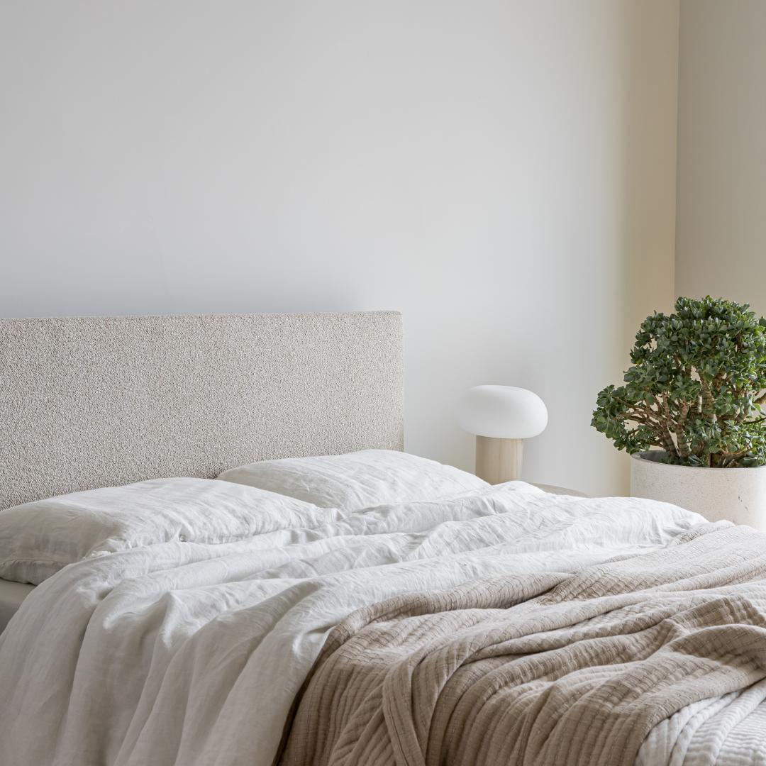 Luna Tool Free Upholstered King Bed - Beige