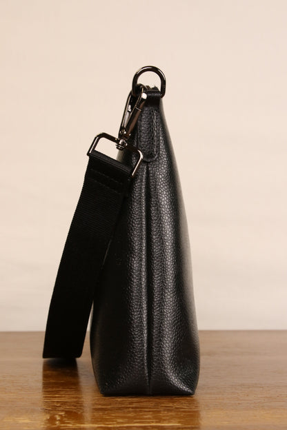 Origyn 04 - Plant-Based Vegan Leather Top Zip Handbag - Made with Plastic-Free MIRUM®