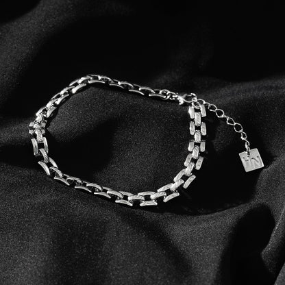 PROVINIA: Retro Watch Style Strap Bracelet in Silver