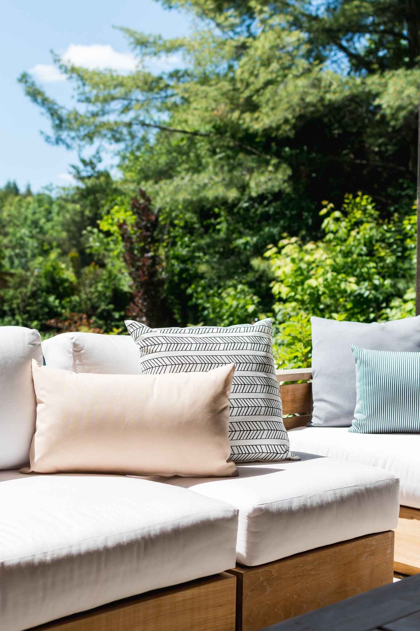 OUTDOOR PILLOW - BEIGE LUMBAR