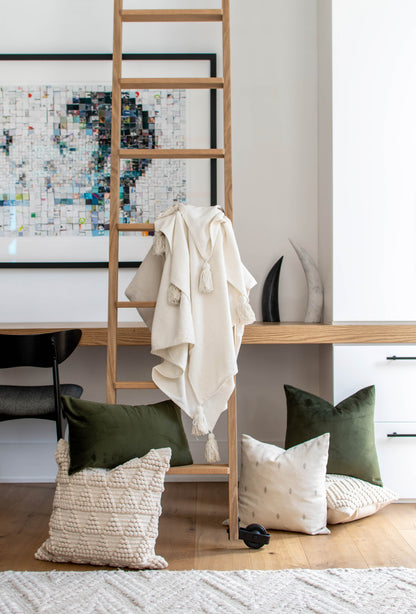 THROW BLANKET - FREYA