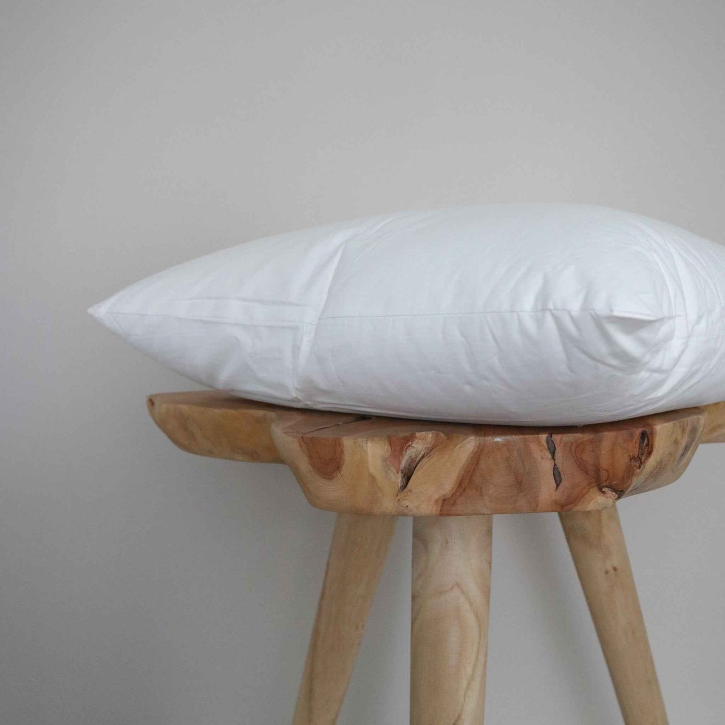 FAUX DOWN CUSHION INSERT FOR 26" X 26"