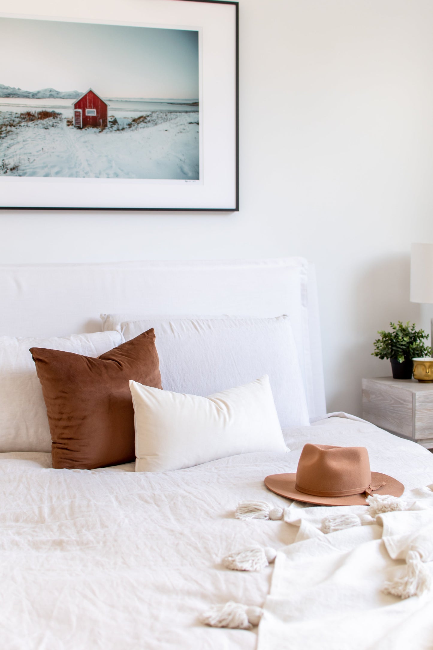 VELVET - IVORY LUMBAR