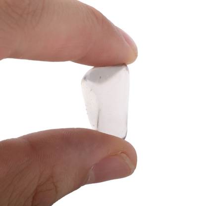 Clear Quartz E Tumbled Stones