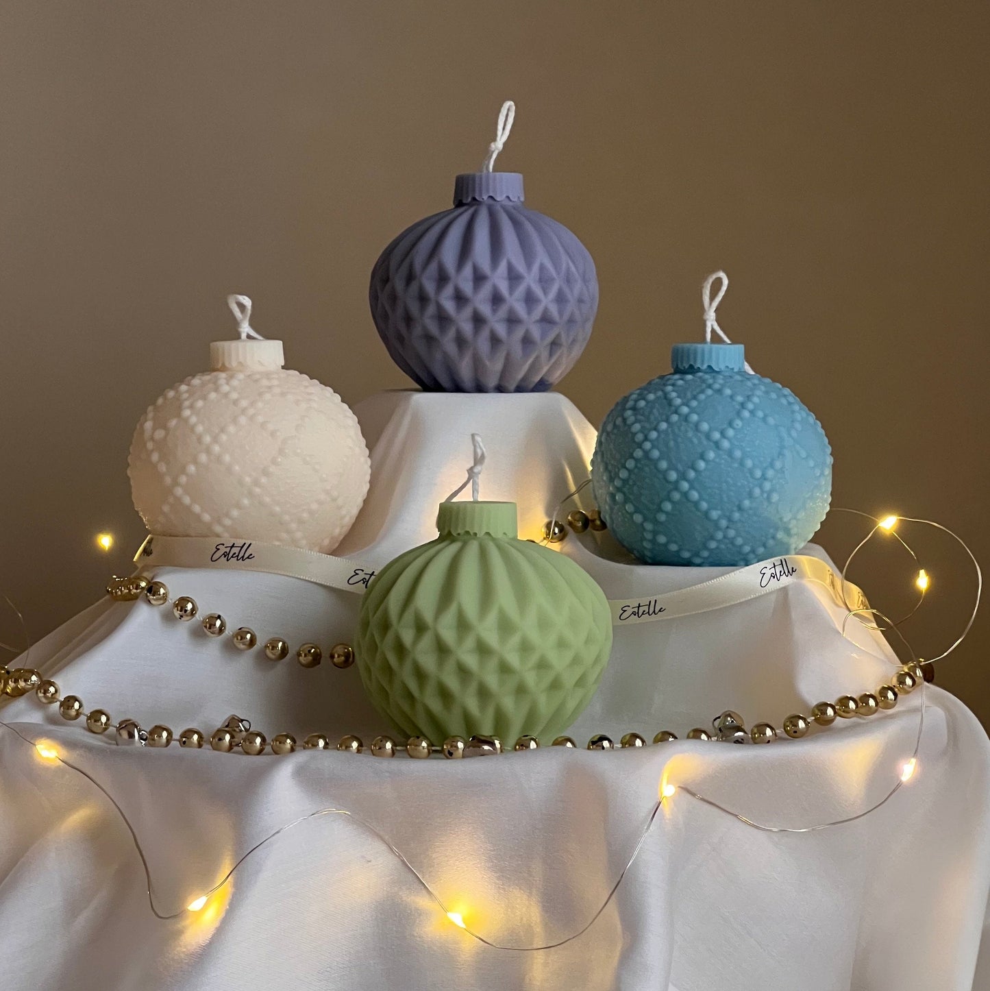 Handmade Christmas Bauble Soy Candle: Festive Ornament Decor