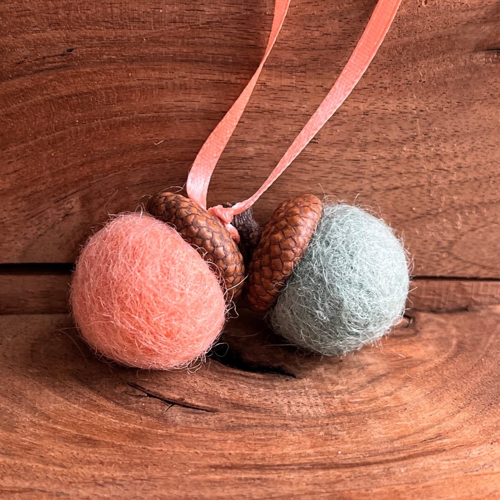 Set of 2 Double Felted Acorns | Mint & Peach | Aromatherapy Diffuser