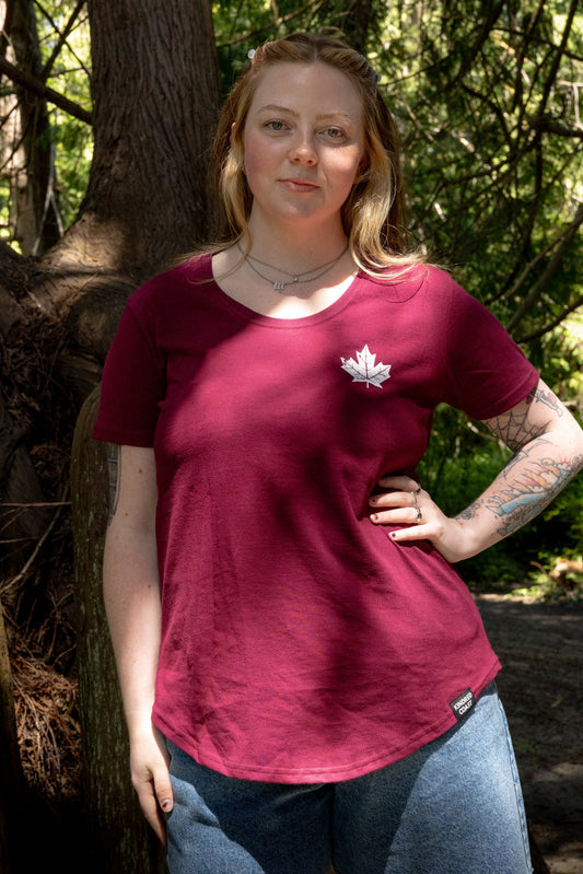 MAPLE LEAF Women's 100% Organic Cotton Tee - Magenta