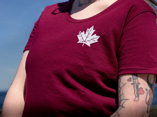 MAPLE LEAF Women's 100% Organic Cotton Tee - Magenta