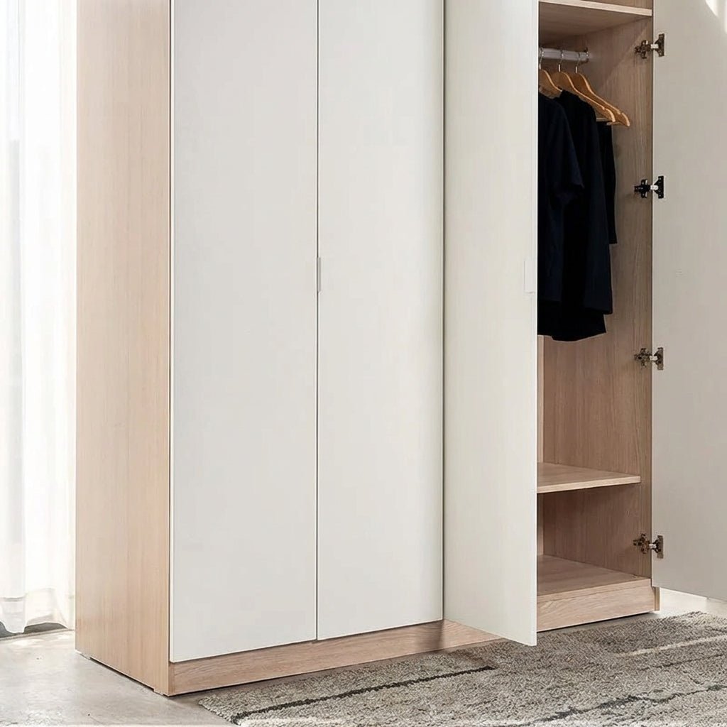 Monza Kleiderschrank aus Holz, 4-türig