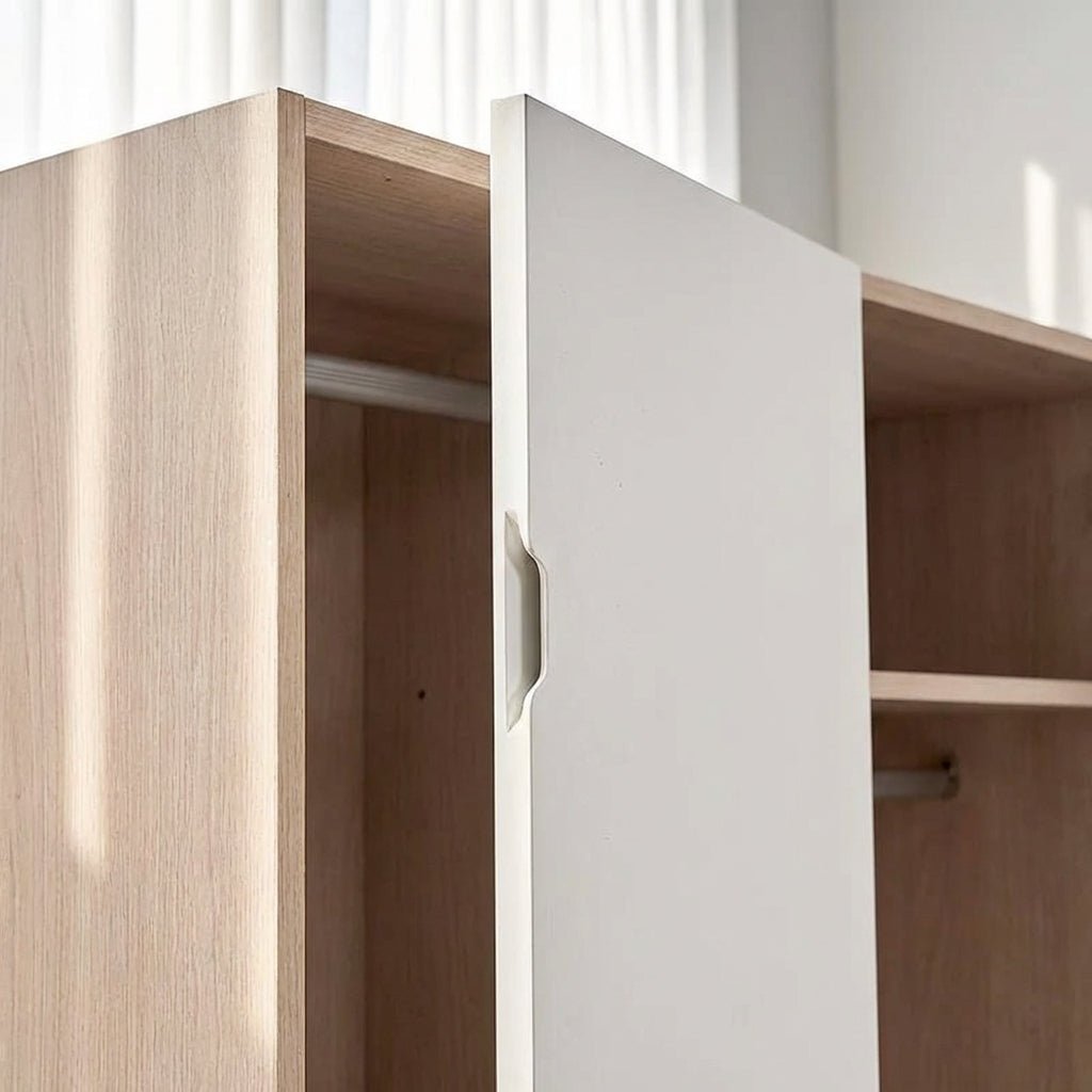 Monza Kleiderschrank aus Holz, 4-türig