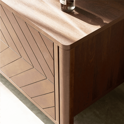 Odense TV-Möbel aus braunem Holz mit Chevron-Details