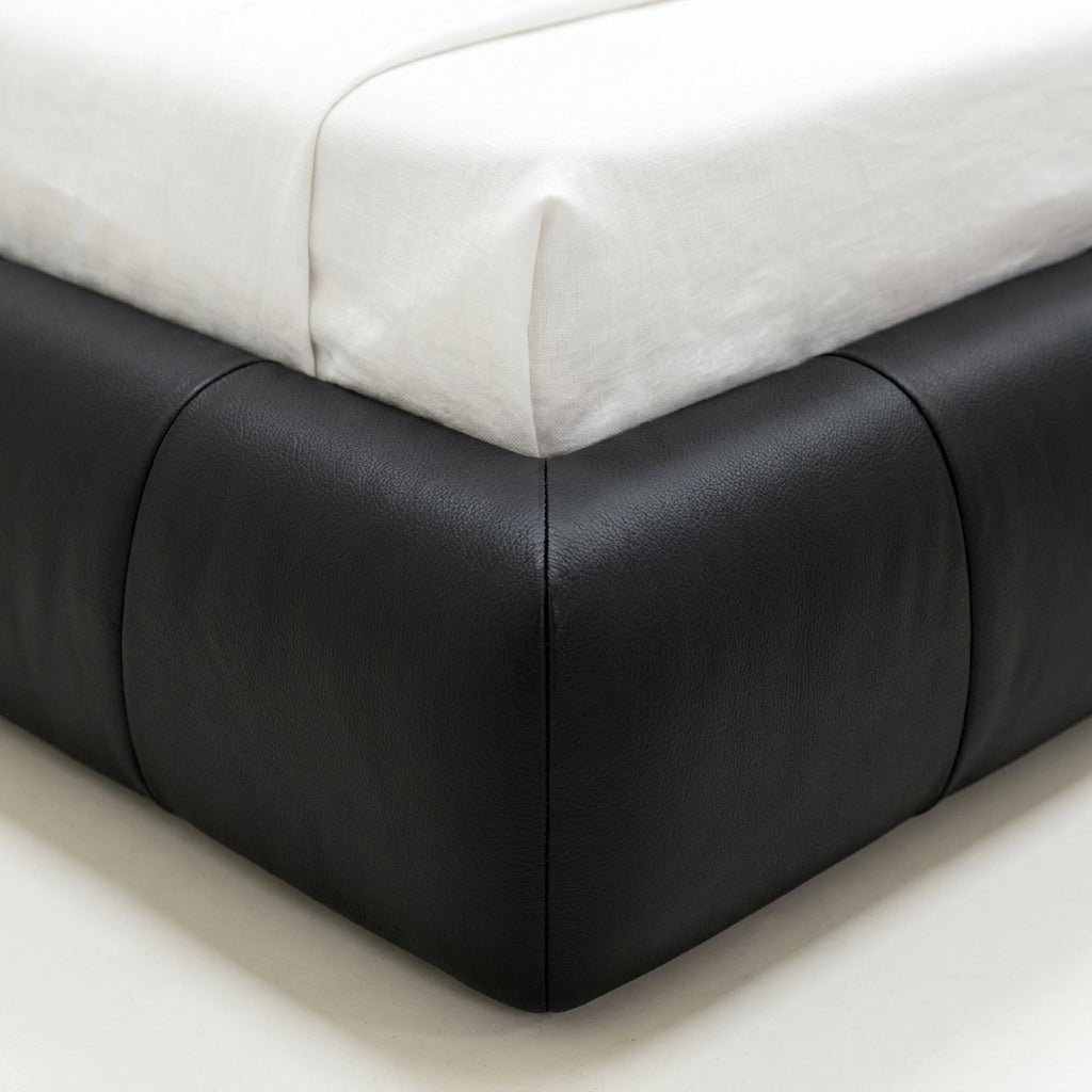 Offenbach Bed with Matching Nightstands