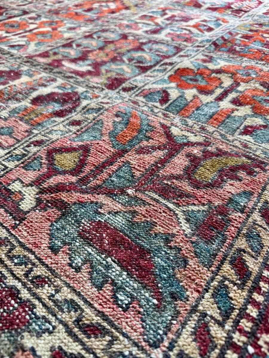 Perisan Bakhtiari Rug | 5' 1" x 9' 5"