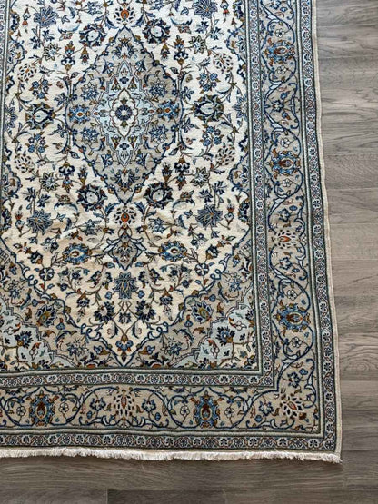 Perisan Kashan Rug | 4' 10" x 7' 10"